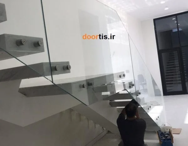 قیمت نرده شیشه ای فیکس پوینت