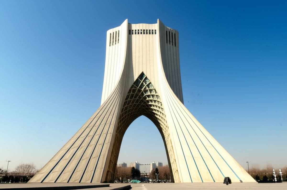 آزادی | گردشگری