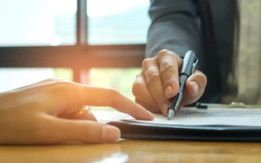 اقامت | امارات | ثبت شرکت چرا امارات مقصدی جذاب برای تاسیس شرکت حسابداری است؟ (مزایا)