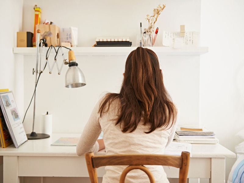 نشستن طولانی و تهدید سلامت قلب: راهکارهای ساده برای پیشگیری